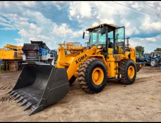 Фронтальный погрузчик XGMA XG956N